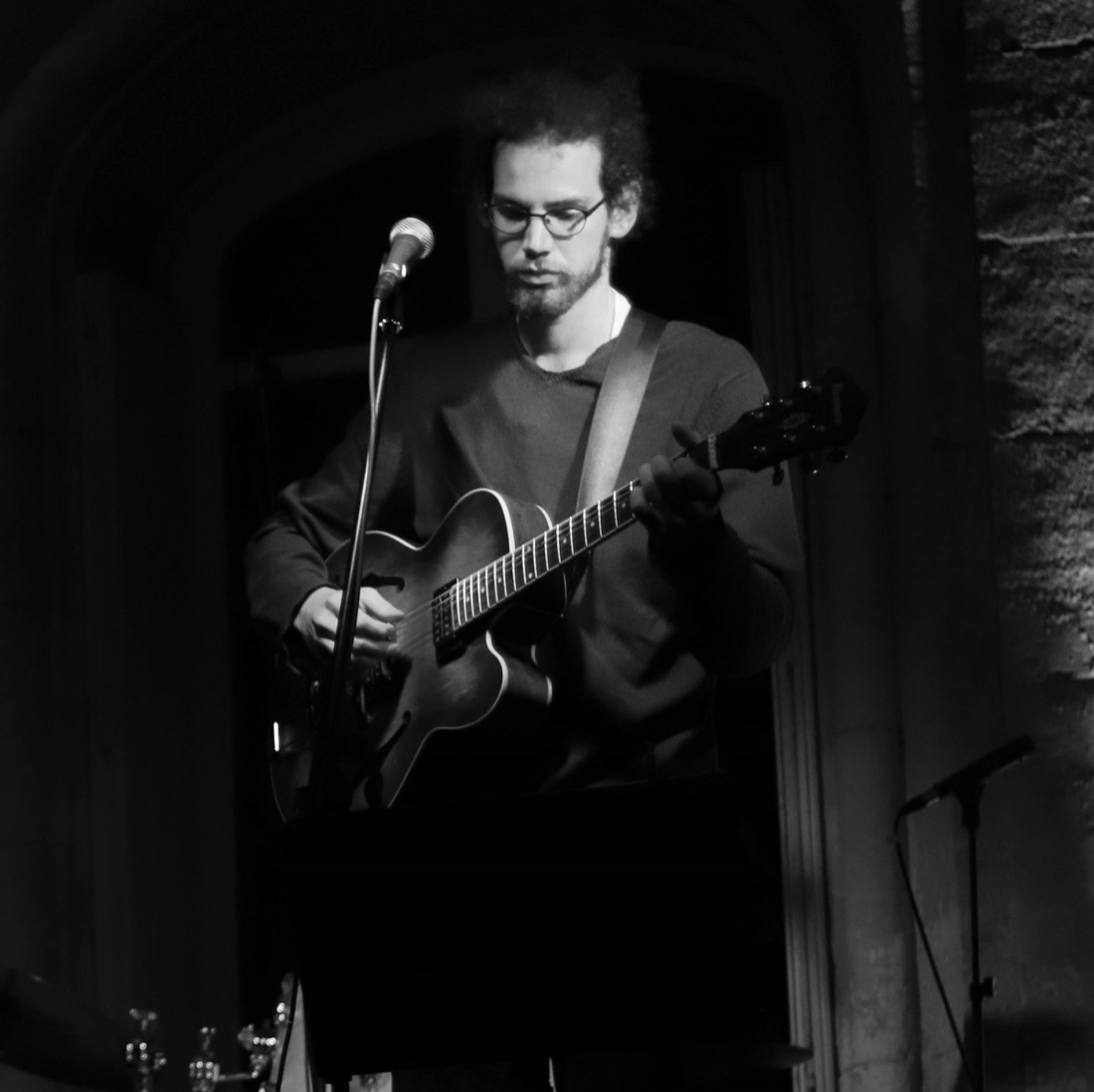 Guitariste — cours de guitare et basse en Brabant wallon